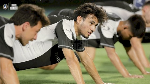 Para pemain Timnas Indonesia menjalani latihan di Jeddah, Arab Saudi. (@TimnasIndonesia)