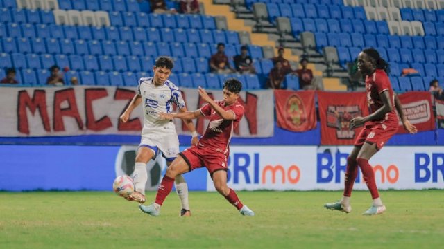 Duel PSM Makassar melawan PSIS Semarang di BRI Liga 1 2024/2025, Jumat (20/9/2024), berakhir imbang 0-0. (@PSM_Makassar)