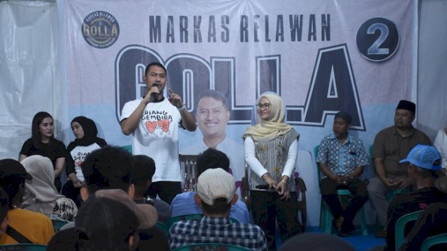 Deklarasi Relawan Golla berlangsung di markas Relawan Golla, Jalan Pelita 3 Utara, Kelurahan Masale, Kecamatan Panakkukang, Kamis malam (24/10/2024). Mereka mendukung pasangan calon Wali Kota dan Wakil Wali Kota Makassar Andi Seto Asapa-Rezki Multiati Lutfi.
