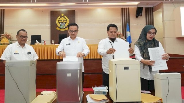 Dipimpin Sekda, 39.116 Arsip dari 18 OPD Pemprov Sulsel Dimusnahkan
