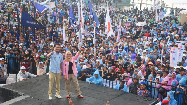 Pasangan calon Wali Kota dan Wakil Wali Kota Makassar nomor urut 2, Andi Seto Asapa-Rezki Mulfiati Lutfi.