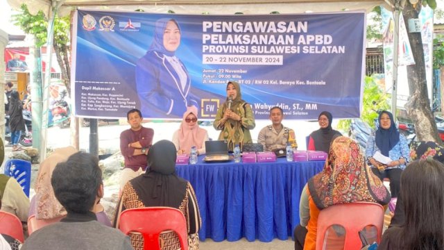 Ketua Fraksi Demokrat Sulsel, Fatma Wahyuddin melaksanakan kegiatan Pengawasan APBD, Jl Kandea Raya, Jumat (22/11/2024).