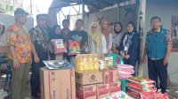 7 KK Jadi Korban Kebakaran di Gunung Sari, Pj Sekda Makassar Serahkan Bantuan
