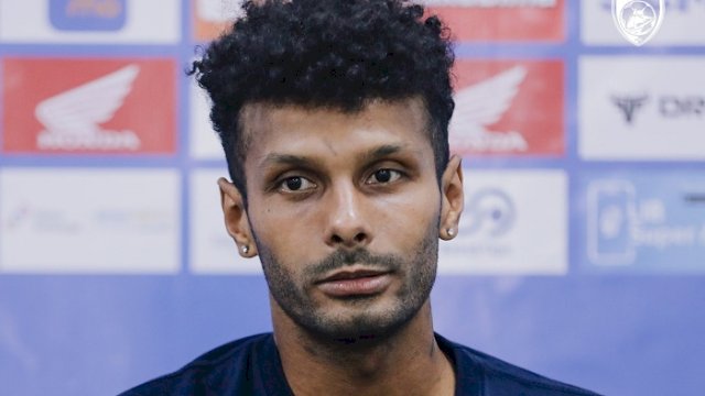 Bek tengah PSM Makassar, Aloisio Soares Neto. (@PSM_Makassar)