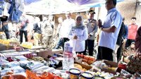Pastikan Harga dan Stok Pangan, Bupati-Wabup Sinjai Sidak Pasar