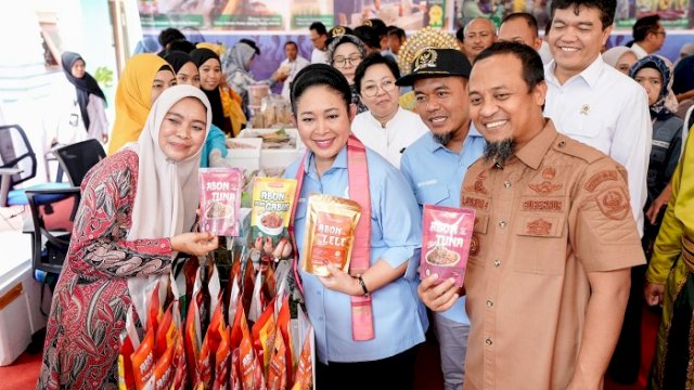 Titiek Soeharto Puji Komoditas Ekspor Laut Sulsel, Siap Dukung Supaya Bisa Berkembang