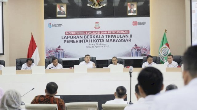 Walikota Makassar, Munafri Arifuddin, saat membuka kegiatan Laporan Realisasi Belanja Daerah dan Realisasi PAD Triwulan II Tahun 2025 di Kantor Balai Kota Makassar, Rabu (13/8/2025).