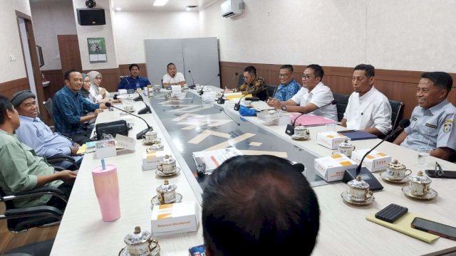 PDAM Makassar Sampaikan Penjelasan atas Pemberhentian Kontrak Pegawai di Hadapan Komisi B DPRD Kota Makassar