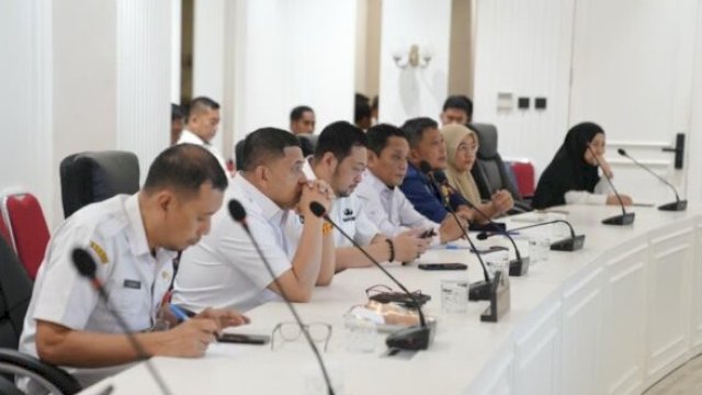 Bapenda Makassar Dampingi Walikota Rapat Bersama Forkopimda Sulsel