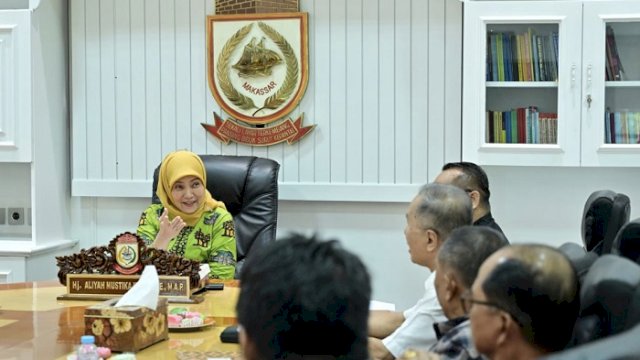 Wakil Walikota Makassar, Aliyah Mustika Ilham, menerima kunjungan audiensi dari Majelis Gereja Jemaat Pniel Perumnas, Klasis Makassar Tengah Wilayah IV, di Ruang Wakil Wali Kota, Kantor Wali Kota Makassar, Kamis (7/8/2025).
