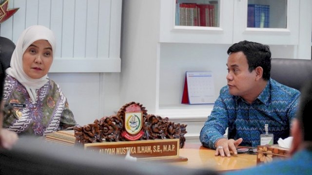 Wakil Walikota Makassar, Aliyah Mustika Ilham, menerima audiensi BPJS Ketenagakerjaan bersama Dinas Ketenagakerjaan Kota Makassar di Ruang Wakil Walikota, Kantor Walikota Makassar, Kamis (18/9/2025).
