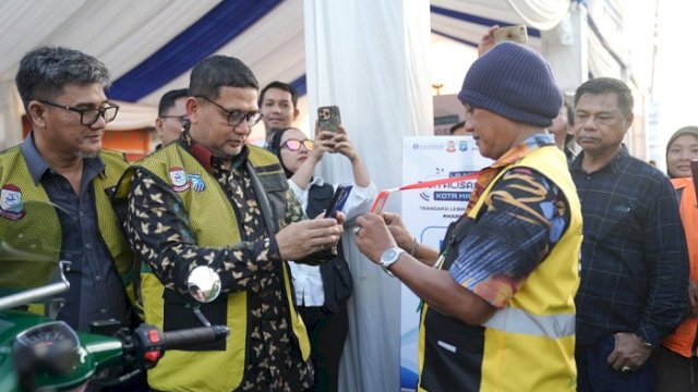 Digitalisasi Parkir Makassar Resmi Diluncurkan, 27 Jukir di 16 Titik Jadi Percontohan
