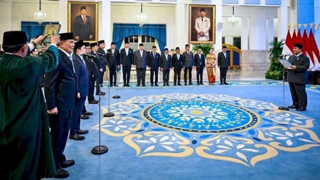Presiden Prabowo Subianto secara resmi melantik dua jabatan menteri dan tiga wakil menteri Kabinet Merah Putih sisa masa jabatan 2024-2029, di Istana Negara, Jakarta, pada Rabu, 17 September 2025. (Foto: BPMI Setpres)