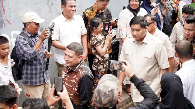 Tito Karnavian dan Marwara Sirait Serahkan Rumah Gratis untuk Keluarga Korban Demonstrasi di Makassar