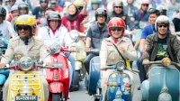 Gubernur-Wagub Sulsel Kompak Naik Vespa untuk Hadiri Tudang Sipulung