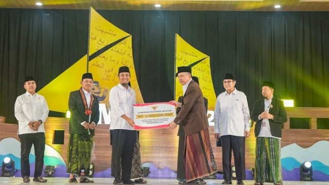 Andi Sudirman Komitmen Perkuat Infrastruktur Jalan Provinsi Penghubung ke Wajo