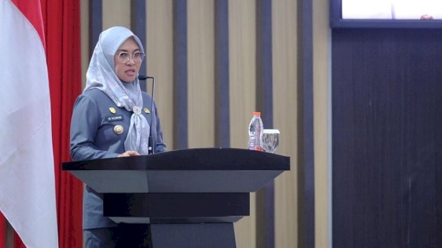 Bupati Gowa, Sitti Husniah Talenrang menghadiri rapat paripurna di Kantor DPRD Kabupaten Gowa, Selasa (21/10/2025).