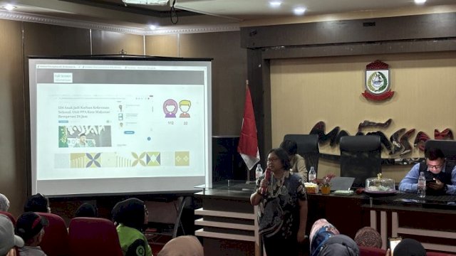 Dinas Pemberdayaan Perempuan dan Perlindungan Anak (DP3A) Makassar menggelar sosialisasi bertema &ldquo;Edukasi Pencegahan Kekerasan Seksual Pada Anak&rdquo; di Kantor Kecamatan Tallo, Jl. Ade Irma Nasution Rabu, 5 November 2025.