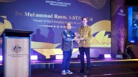 Dr Muhammad Roem Raih Emerging Leader Award dari Pemerintah Australia