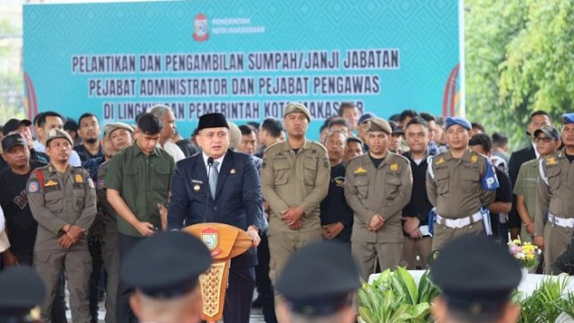 Walikota Makassar Lantik 13 Camat, Ini Daftarnya