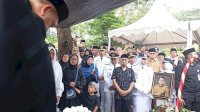 Pemkot Makassar Berduka, Almarhum Andi Muh Yasir Dilepas dengan Penuh Penghormatan ke Peristirahatan Terakhir