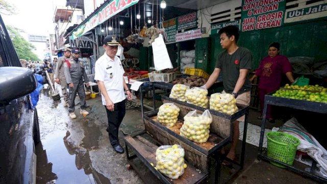 Lewat Dialog dan Relokasi, Pemkot Makassar Tata Lapak PKL Tanpa Konflik