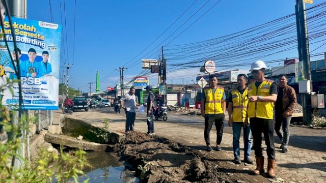 Kabar Baik, Ruas Jalan Moncongloe Dilakukan Pembenahan Sebelum Dimulainya MYC Paket 6