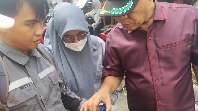 Uji Ketebalan Aspal Jalan Hertasning Dinilai Penuhi Standar Teknis