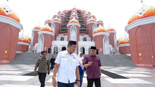 Komisi D DPRD Sulawesi Selatan melakukan kunjungan lapangan di Masjid Kubah 99 Asmaul Husna, kawasan Center Point of Indonesia (CPI), Makassar, Kamis, 5 Maret 2026.