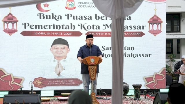 Wali Kota Makassar, Munafri Arifuddin, bersama Wakil Wali Kota Makassar, Aliyah Mustika Ilham, menggelar buka puasa bersama Forum Koordinasi Pimpinan Daerah (Forkopimda) di Halaman Balai Kota Makassar, Kamis (19/3/2026).
