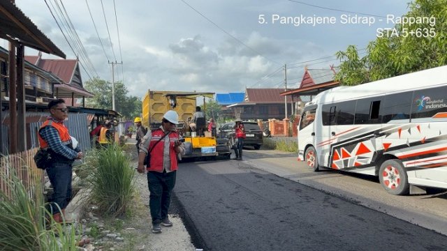 Pemprov Sulsel Perkuat Infrastruktur Jalan Poros Sidrap, Ruas Pangkajene&ndash;Rappang Dikebut