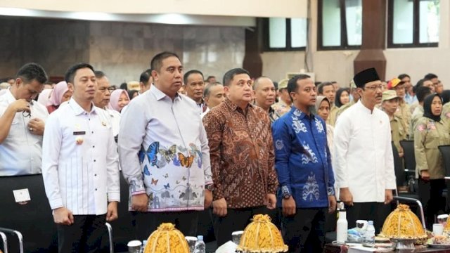 Mensos Kumpulkan Kepala Daerah se-Sulsel, Pemkot Makassar Siapkan Digitalisasi Bansos
