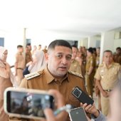 Ketua RT/RW di Makassar Diminta Pimpin Gerakan Pengelolaan Sampah dan Urban Farming