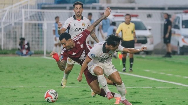 PSM Makassar berhasil mengalahkan tamunya, Persik Kediri, dengan skor 3-1, pada laga pekan ke-29 Super League yang digelar di Stadion Gelora BJ Habibie, Parepare, Kamis sore (23/4/2026). (Foto: X/@PSM_Makassar)