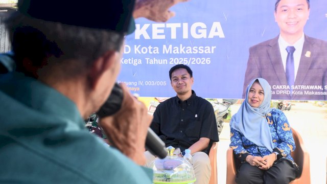 Anggota DPRD Makassar, Odhika Cakra Satriawan dengar keluhan Warga Tamalanrea-Biringkanaya, saat Reses Masa Sidang Ketiga, Rabu (20/5/2025).