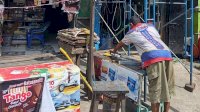 Sudah 10 Tahun Berdiri, Lapak di Atas Drainase Dibongkar Sukarela oleh Pemiliknya