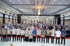 Bupati Gowa Sambut Kepulangan Jemaah Haji Kloter Lima