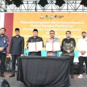 Kepala Bapenda Makassar Dampingi Wali Kota Membuka Ewa-Ko Fest 2026 bertajuk &ldquo;Edukasi Wirausaha Kolaboratif dan Inovatif&rdquo;