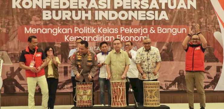 Wamenaker Ajak Serikat Buruh Berkolaborasi Revisi UU Ketenagakerjaan dan Regulasi K3