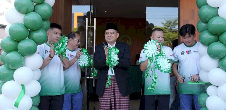 Resmikan PadelHood Makassar, Munafri: Ini Ruang Baru untuk Hidup Lebih Sehat